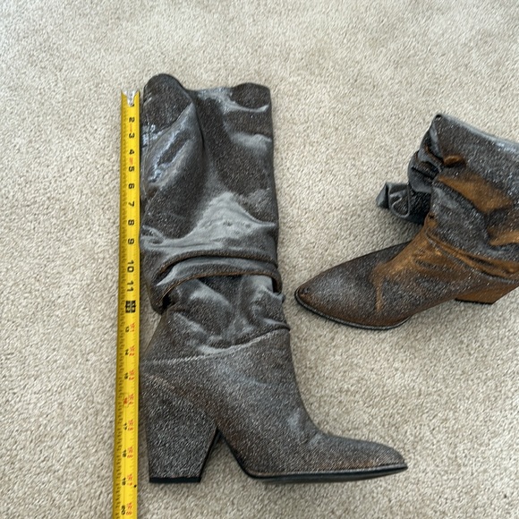 Stuart Weitzman Smashing Metallic Boots - Picture 11 of 12
